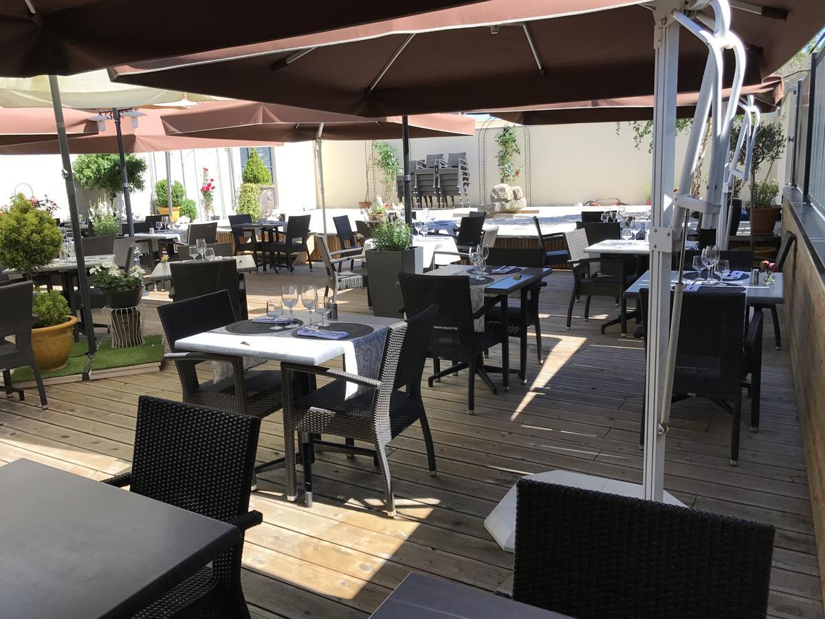 Logis Hotel-Restaurant Le Relais D'Aligre Chateauneuf-en-Thymerais Ngoại thất bức ảnh